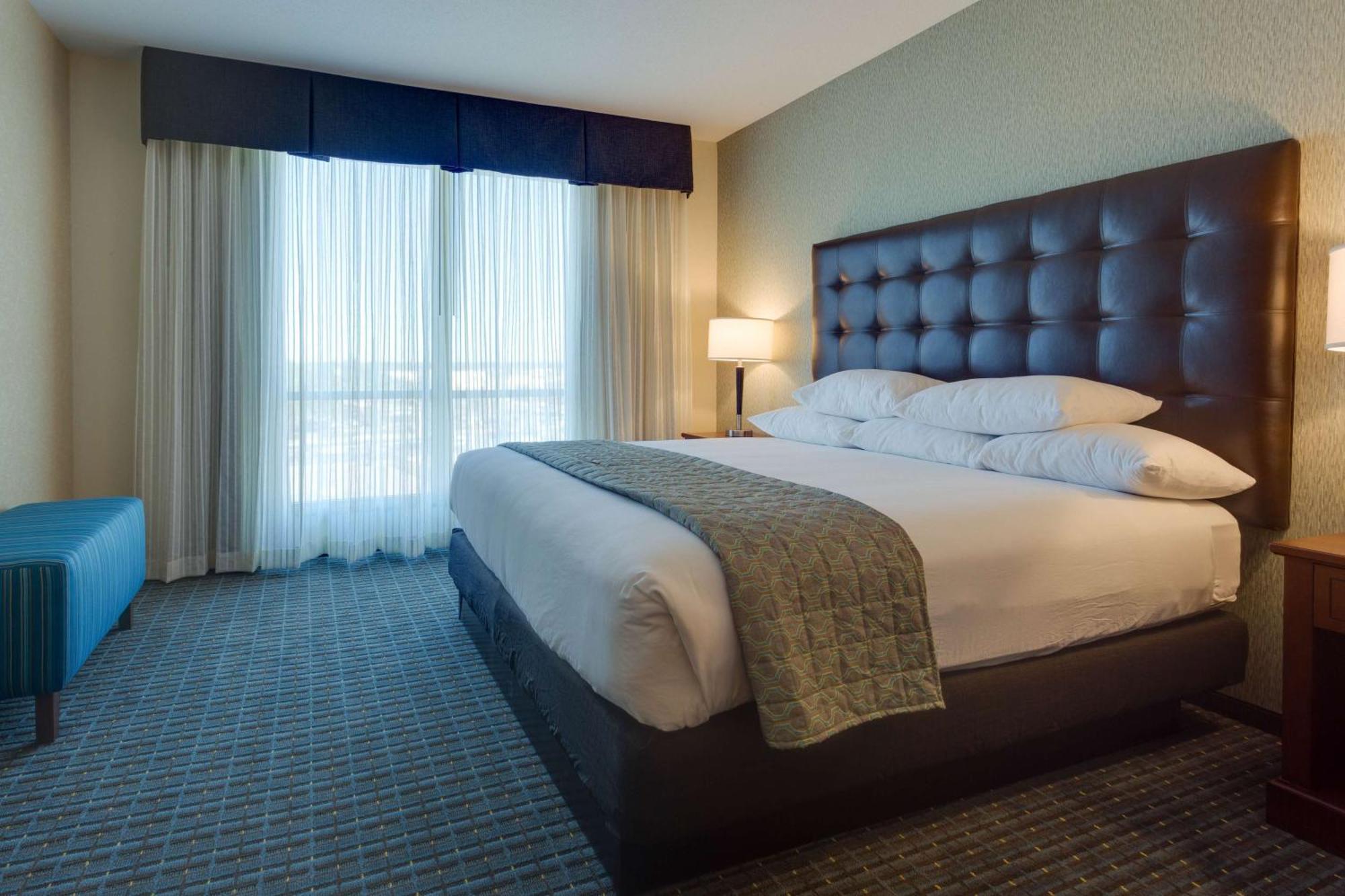 Drury Inn & Suites Γκέινσβιλ Εξωτερικό φωτογραφία