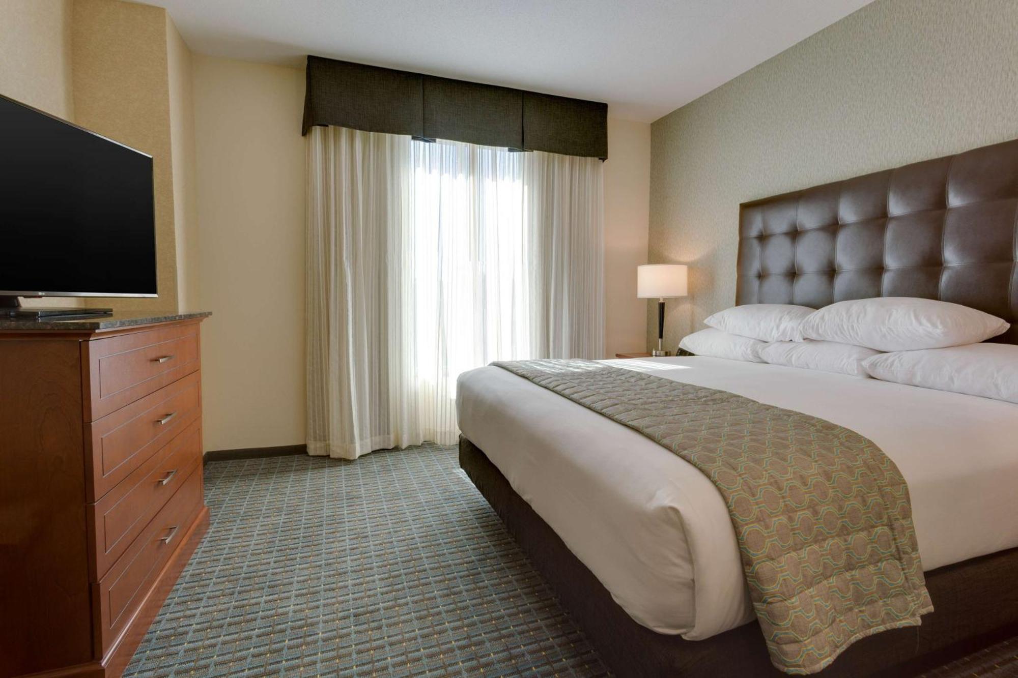 Drury Inn & Suites Γκέινσβιλ Εξωτερικό φωτογραφία