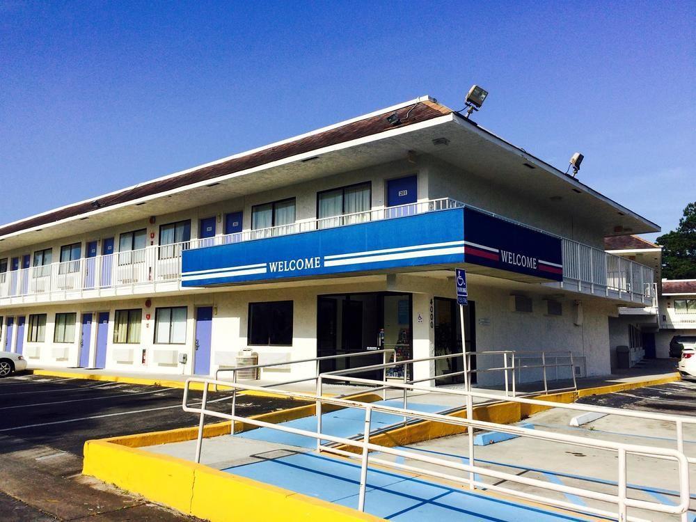 Drury Inn & Suites Γκέινσβιλ Εξωτερικό φωτογραφία